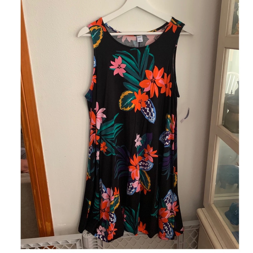 Old navy floral shift dress NWT sz L